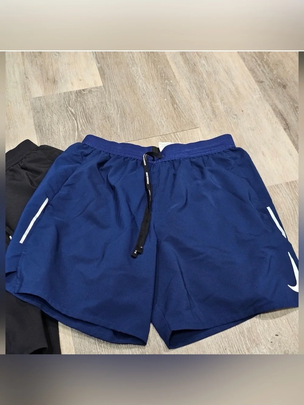 2 pair of Nike Running Shorts blue and black zipper pockets 7 inch lined